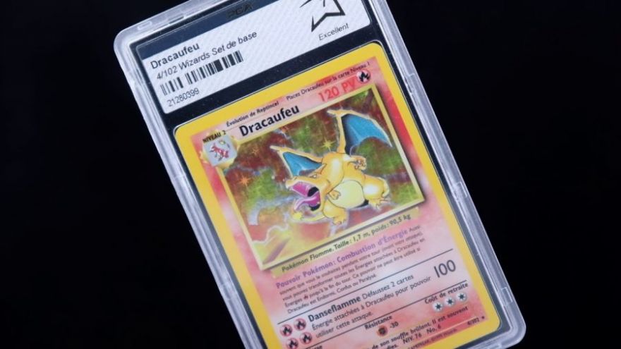 Carte Pokémon Dracaufeu première génération PCA